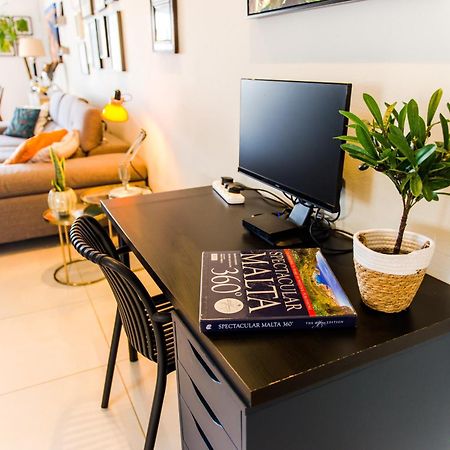 Mediterranean Abode - Spacious Apartment In Swieqi Is-Swieqi Esterno foto