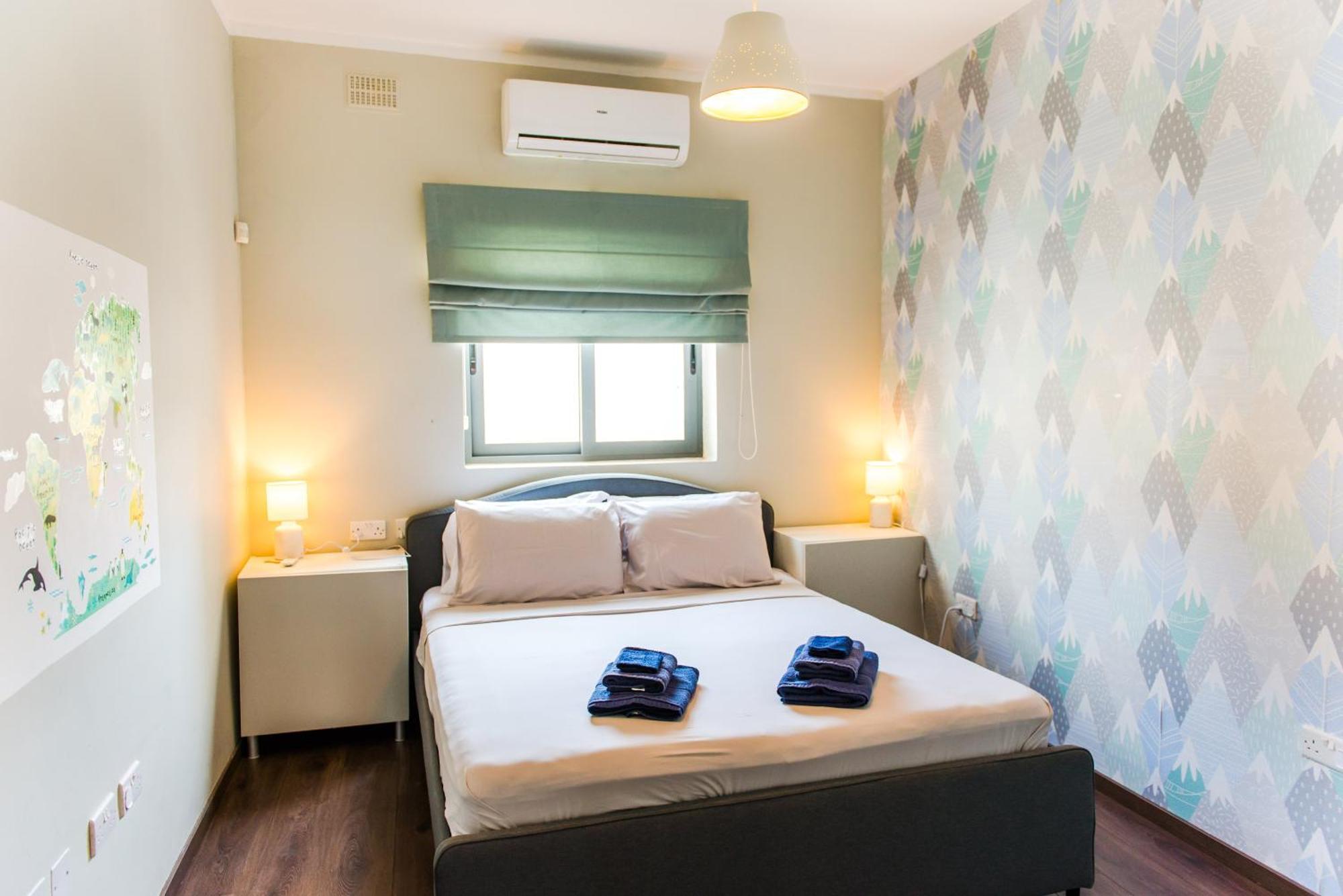 Mediterranean Abode - Spacious Apartment In Swieqi Is-Swieqi Esterno foto
